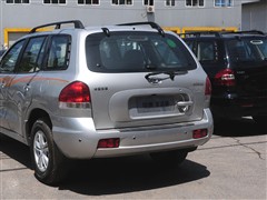 2011款 2.0L 手动两驱豪华型