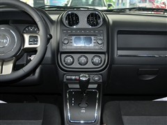 2011款 2.4L 四驱运动版