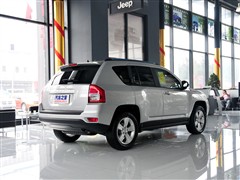 2011款 2.4L 四驱运动版