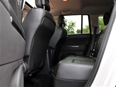 2011款 2.4L 四驱豪华导航版