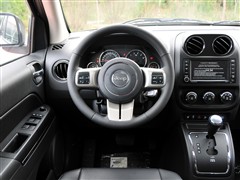 2011款 2.4L 四驱豪华导航版