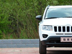 2011款 2.4L 四驱豪华导航版