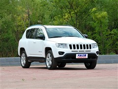 2011款 2.4L 四驱豪华导航版