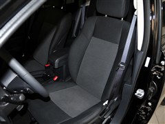 2012款 2.0L 两驱运动版