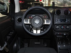 2012款 2.0L 两驱运动版
