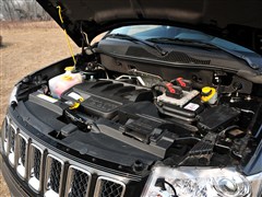 2012款 2.0L 两驱豪华版