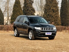 2012款 2.0L 两驱豪华版