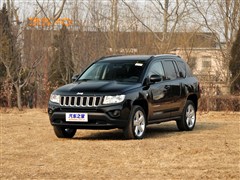 2012款 2.0L 两驱豪华版