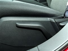 2012款 2.4L 四驱运动版