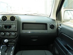 2012款 2.4L 四驱运动版