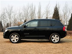 2012款 2.4L 四驱都市版