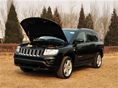 2012款 2.4L 四驱都市版