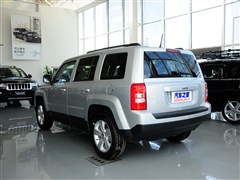 2012款 2.4 运动版