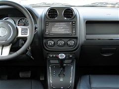 2013款 2.4 豪华导航版