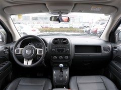 2013款 2.0L 两驱豪华版