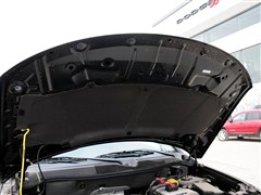 2013款 2.0L 两驱炫黑豪华版