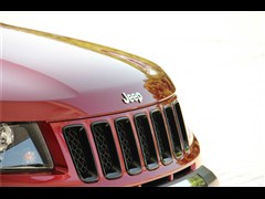 2013款 2.0L 两驱炫黑豪华版