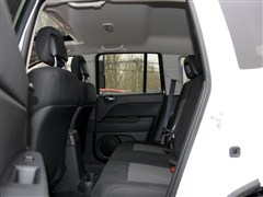 2013款 2.4L 四驱运动版