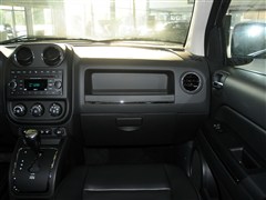 2013款 2.4L 四驱都市版