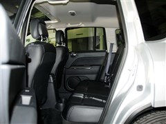 2013款 2.4L 四驱都市版