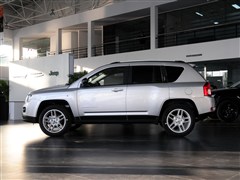 2013款 2.4L 四驱都市版