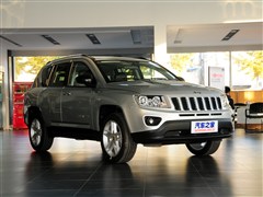 2013款 2.4L 四驱都市版