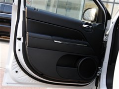 2013款 2.4L 四驱豪华版