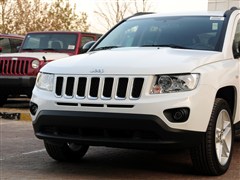 2013款 2.4L 四驱豪华版