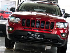 2013款 2.4L 四驱炫黑导航版