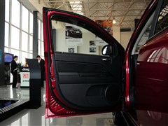 2013款 2.4L 四驱炫黑导航版