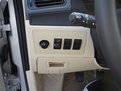 2005款 1.3L 经典基本型