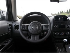 2011款 2.4 豪华版