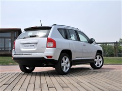 2011款 2.4L 四驱豪华版