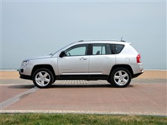 2011款 2.4L 四驱豪华版