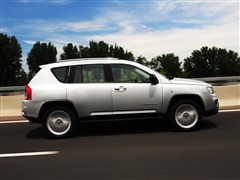 2011款 2.4L 四驱豪华版