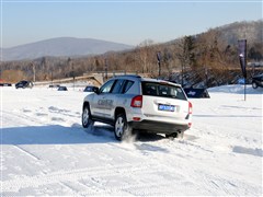 2011款 2.4L 四驱豪华版