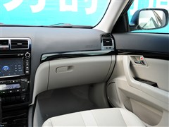 2013款 2.4L 自动行政型