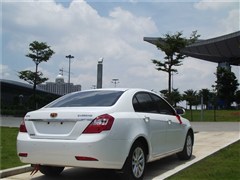 2013款 三厢 1.8L CVT精英型