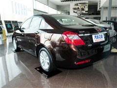 2013款 三厢 1.8L CVT尊贵型