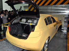 2010款 两厢 1.8L 手动豪华型