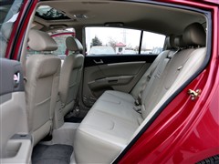 2010款 两厢 1.8L 手动豪华型