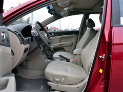 2010款 两厢 1.8L 手动豪华型