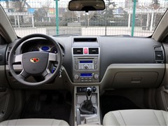 2010款 两厢 1.8L 手动豪华型