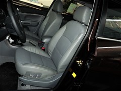 2012款 两厢 1.5L 手动豪华型