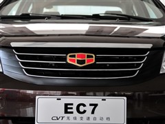 2010款 三厢 1.8L CVT天窗型