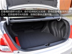 2012款 1.5L 手动精英型