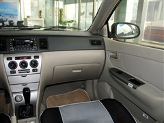 2012款 1.8L 自动精英型