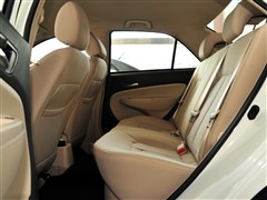 2012款 1.5L 精英型