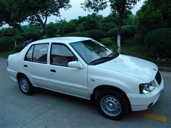 2005款 1.0L 手动舒适型