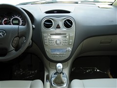 2012款 1.8L MT宜商豪华版5座